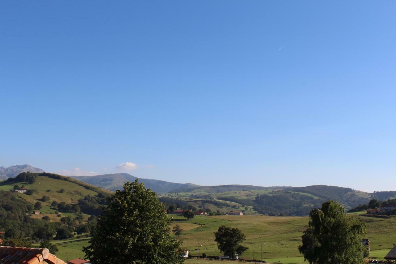 Hosteria La Moraleja Solares Zewnętrze zdjęcie